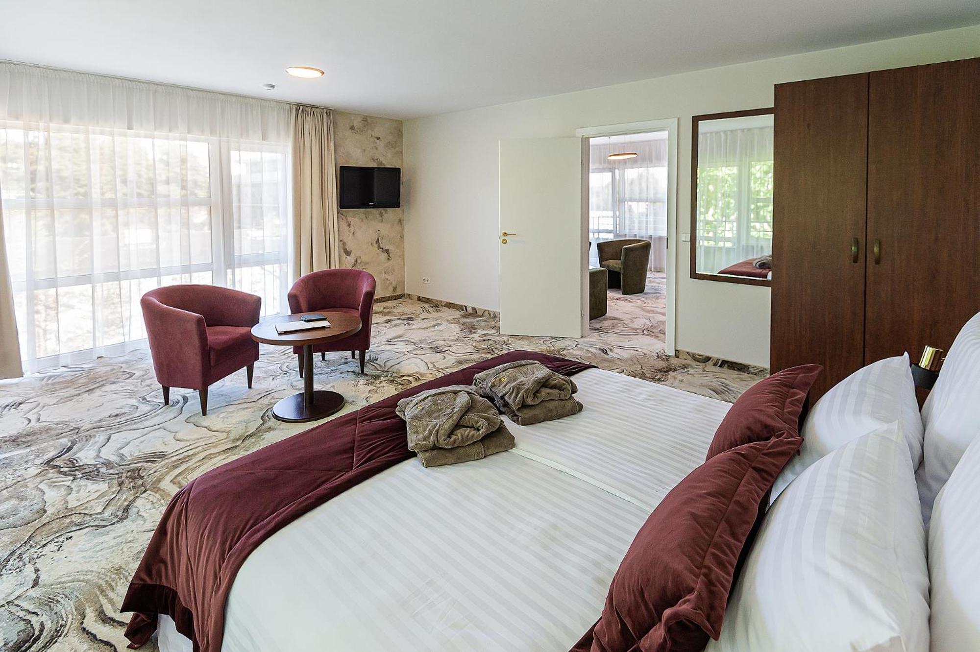 Palangos Vetra Hotel พาลังกา ภายนอก รูปภาพ